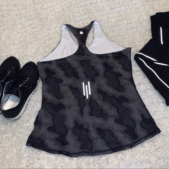 Lot of tank tops🤩 - Picture 5 of 8